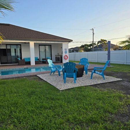Casa Sevilla, Heated Pool, Sleeps 9, 4B3B Cape Coral Exteriör bild