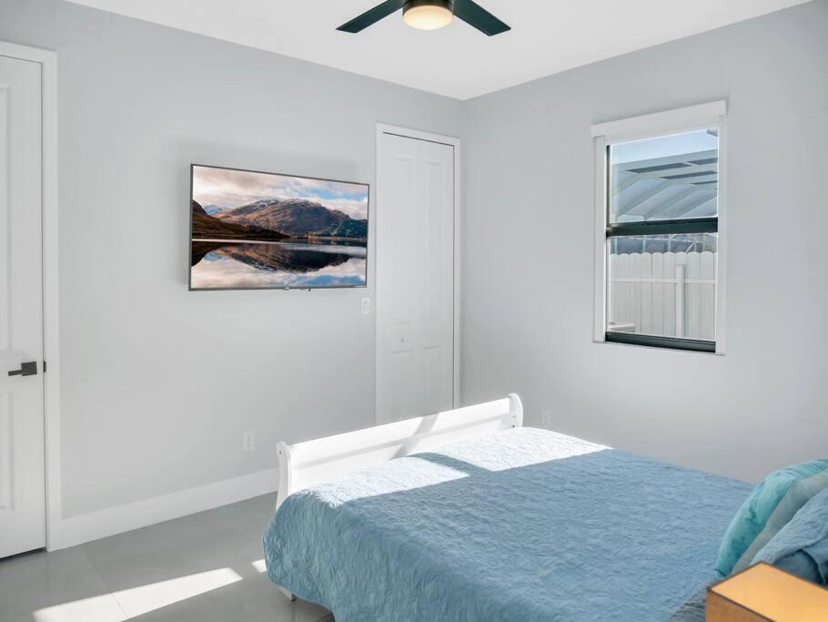 Casa Sevilla, Heated Pool, Sleeps 9, 4B3B Cape Coral Exteriör bild