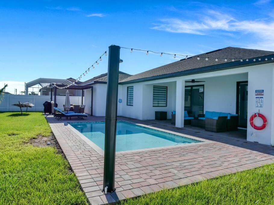 Casa Sevilla, Heated Pool, Sleeps 9, 4B3B Cape Coral Exteriör bild