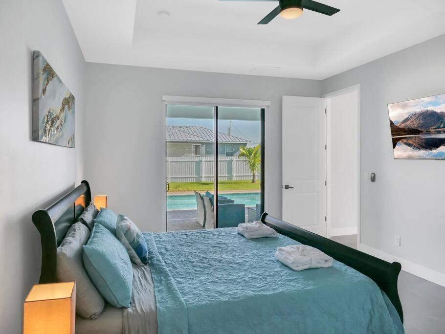 Casa Sevilla, Heated Pool, Sleeps 9, 4B3B Cape Coral Exteriör bild